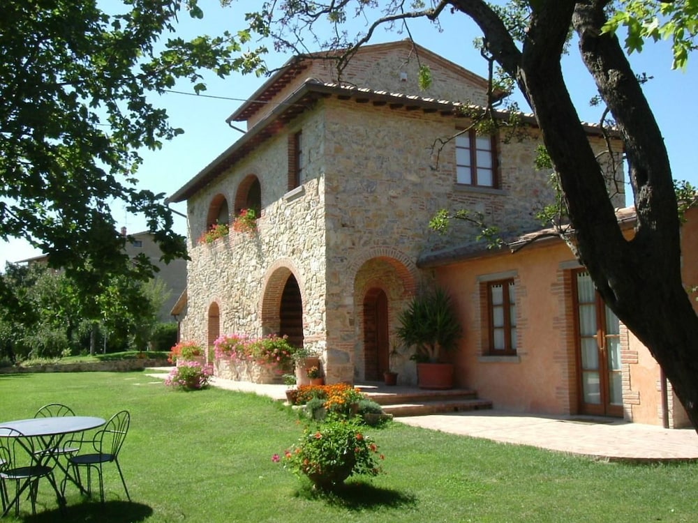 lucignano