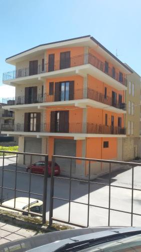 daphnae house