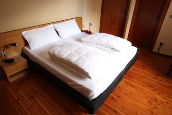 hotel adamello