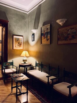 Palazzo Melluso Luxury Suite,Via Salita Chiesa N. 6,3 star