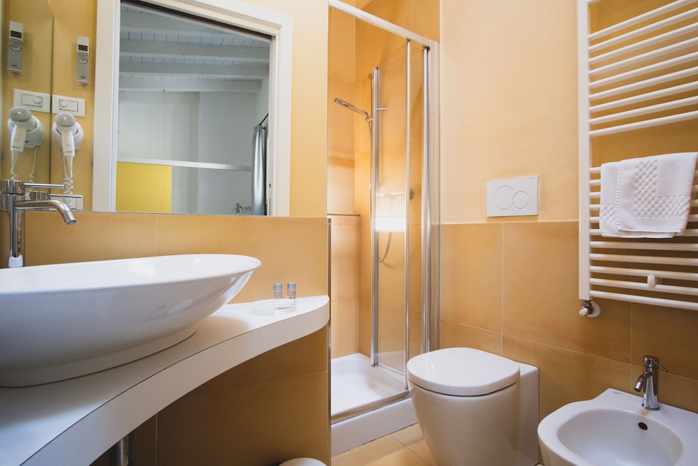 casa fola city centre rooms