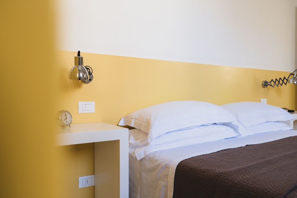 casa fola city centre rooms