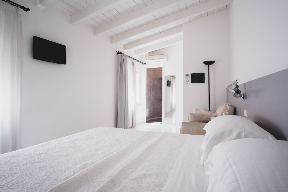 casa fola city centre rooms