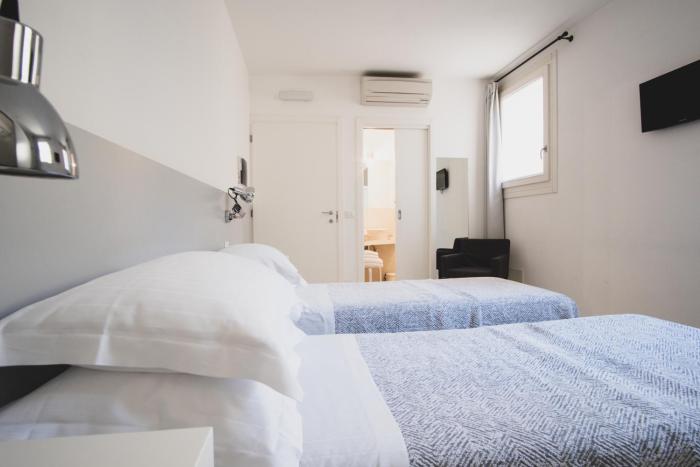 casa fola city centre rooms