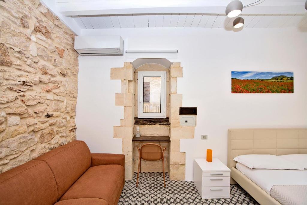 B&B Bianco E Blu,Marina Di Ragusa>>Ispica,3 star