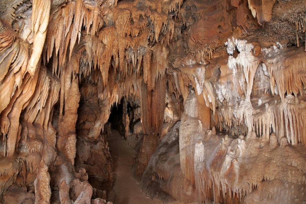 castellana grotte