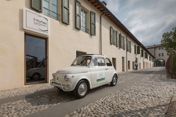 Hotel Cortaccia Sanvitale,Parma>>Emilia-Romagna,3 star