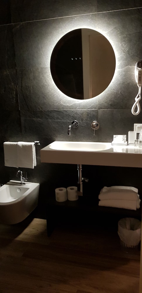 bed milano linate