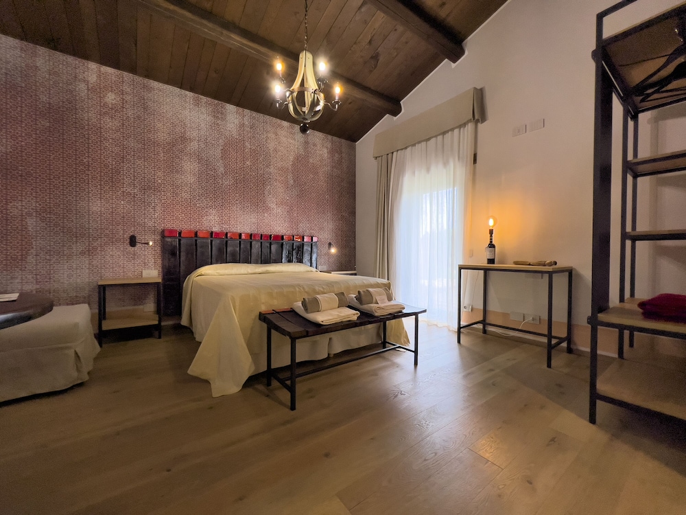 relais cocci grifoni panoramic wine resort