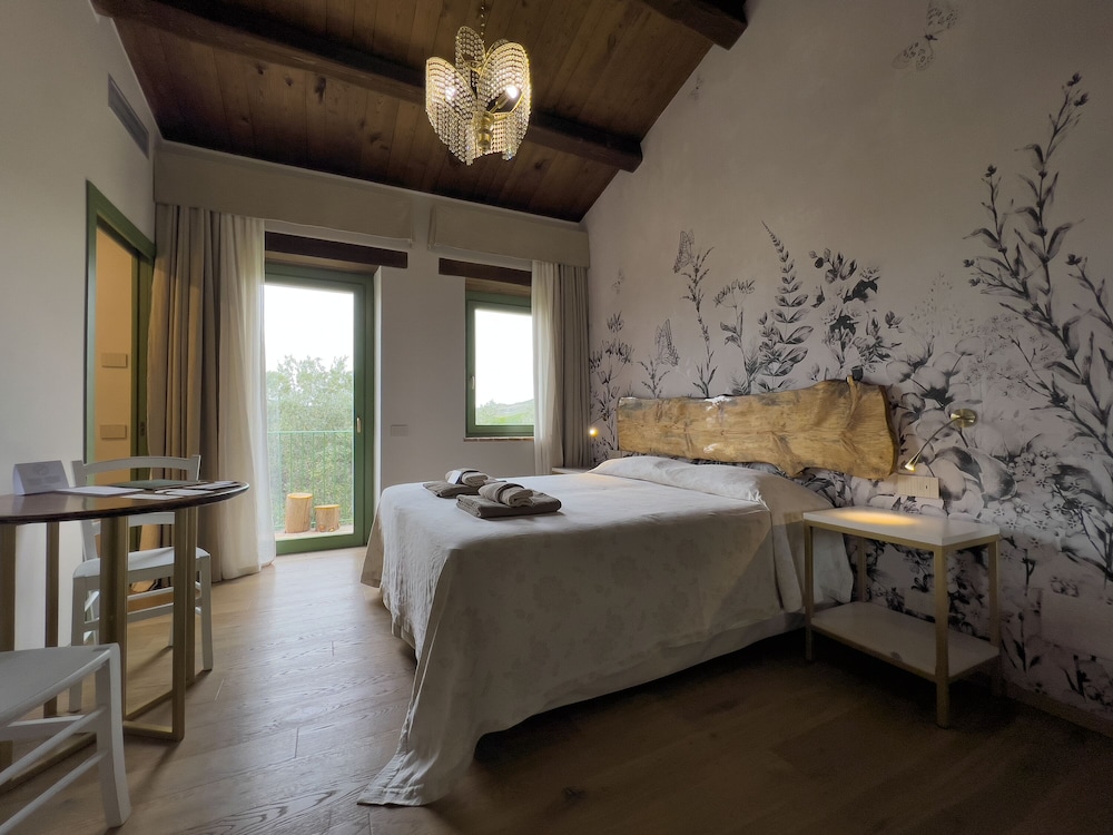 relais cocci grifoni panoramic wine resort
