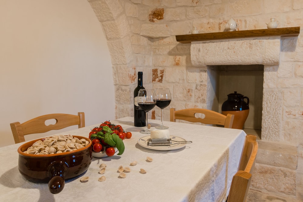 almapetra trulli resort