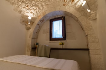 almapetra trulli resort