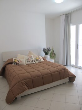 Guest House Suite Olbia,Olbia-Tempio>>Olbia,3 star