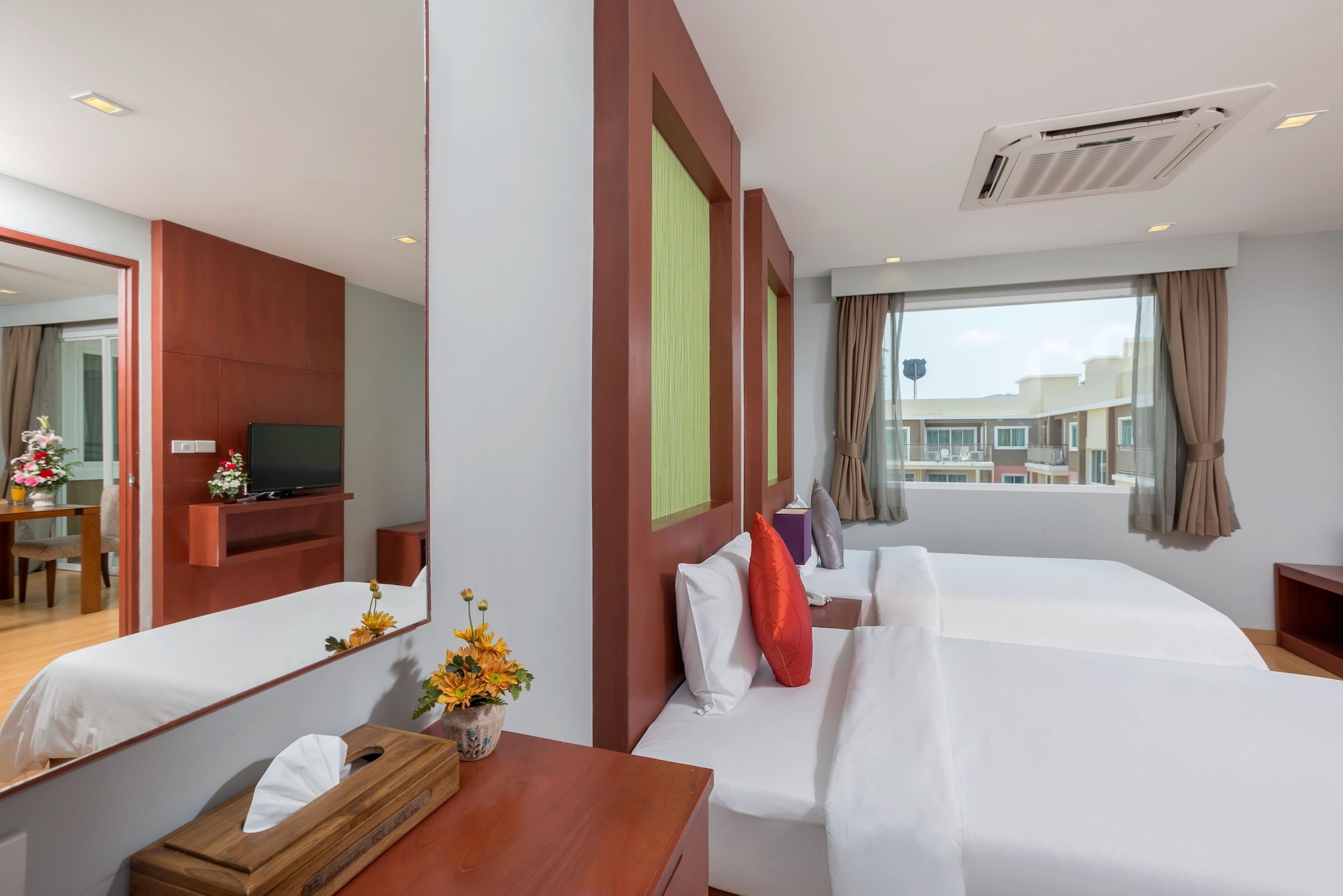 elite suites patong
