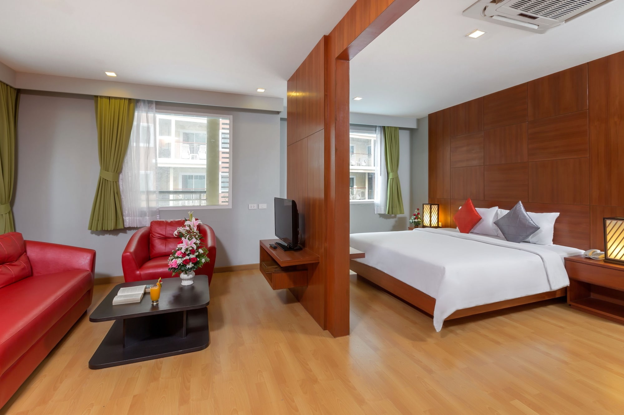 elite suites patong