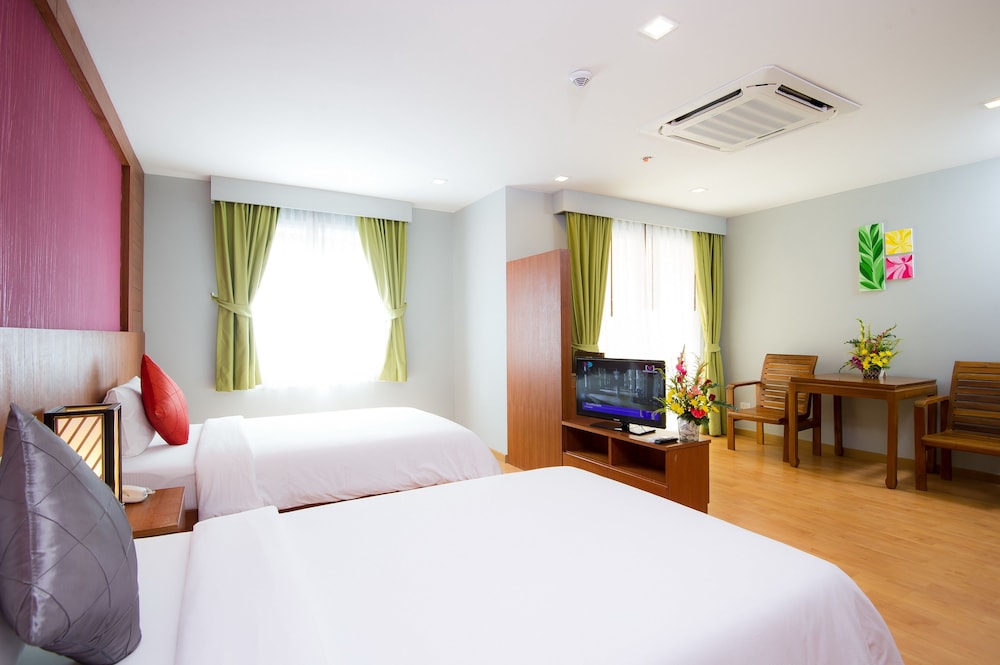 elite suites patong