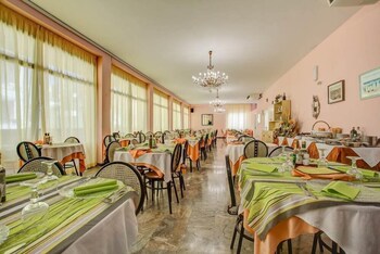 hotel diamante