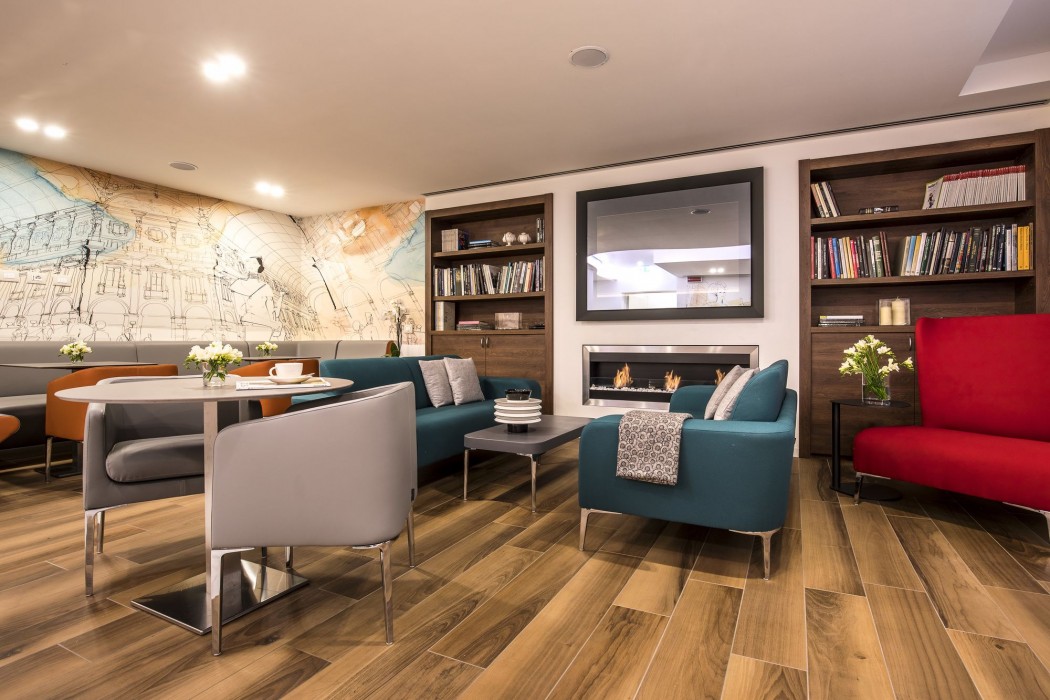 43 station hotel
