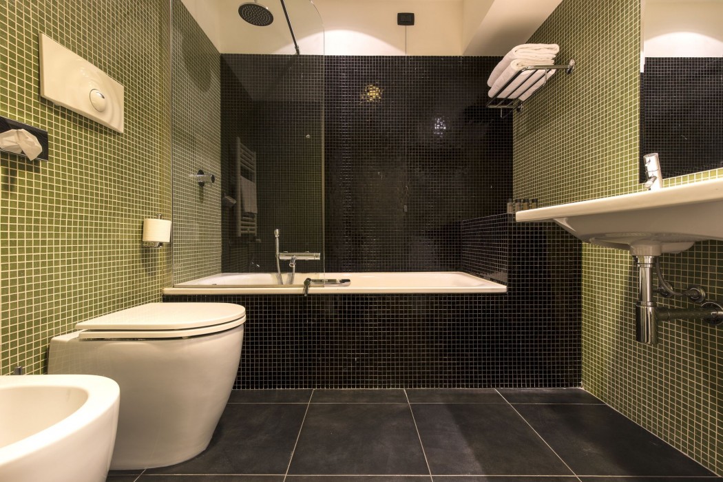 43 station hotel