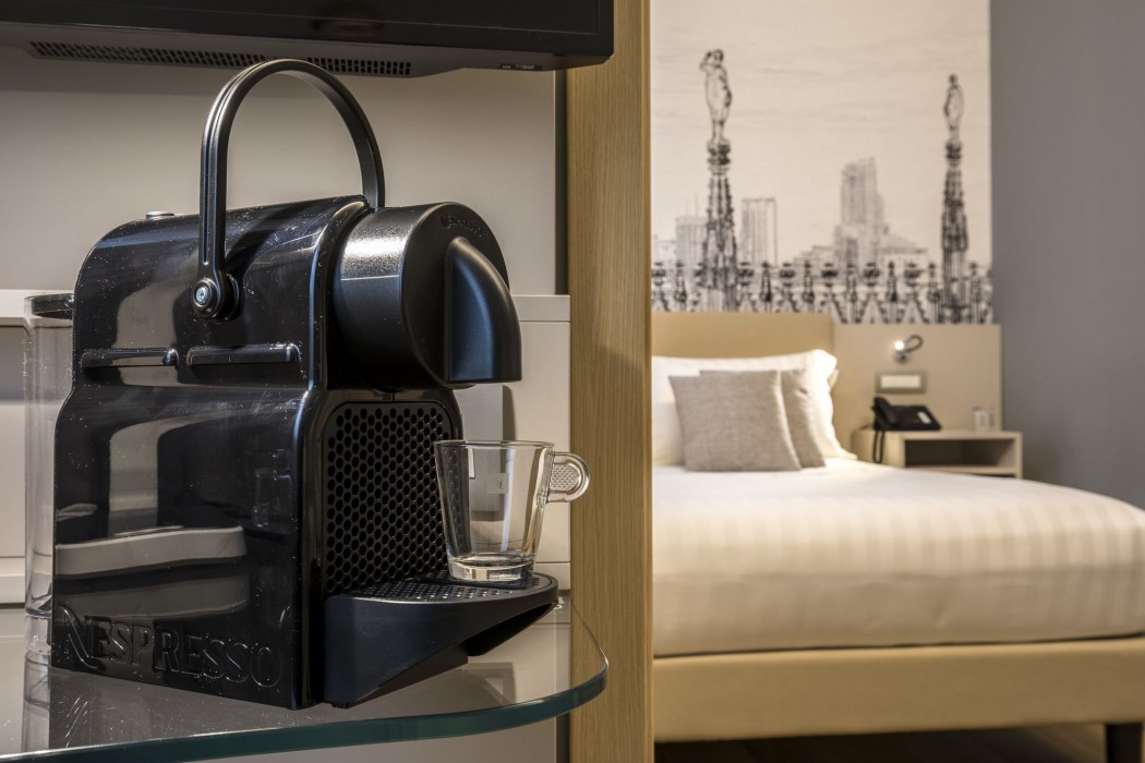 43 station hotel