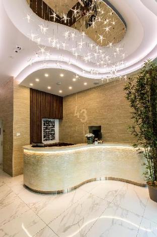 43 station hotel