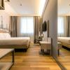 43 station hotel