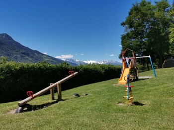 lazy bee camping village