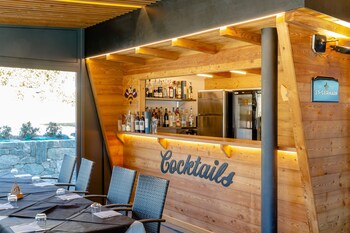 lazy bee camping village