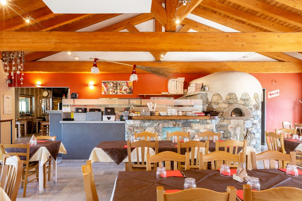 lazy bee camping village