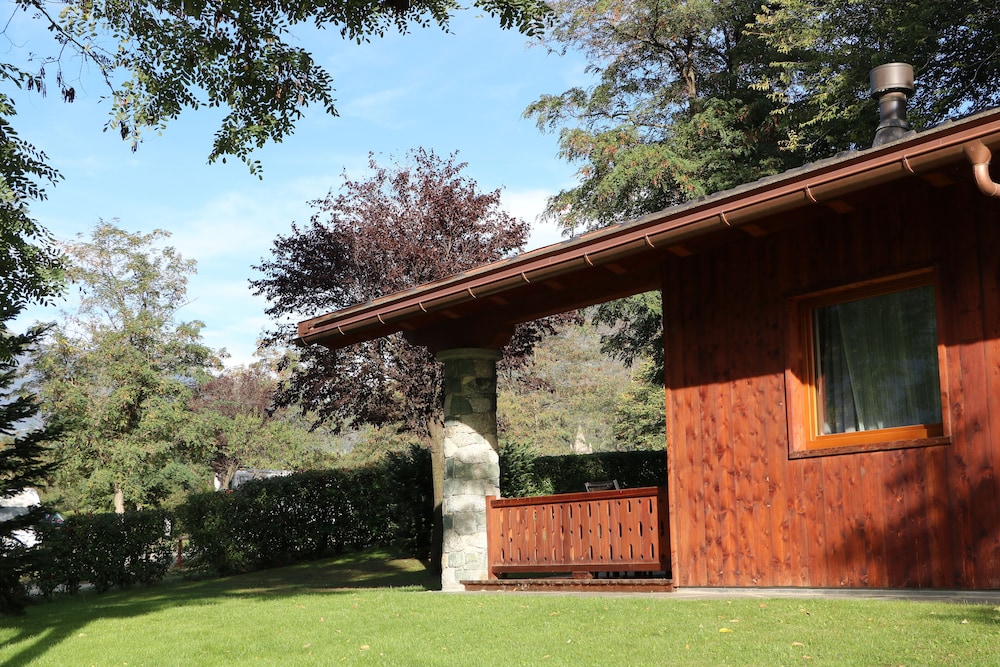 lazy bee camping village