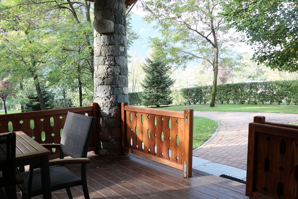 lazy bee camping village