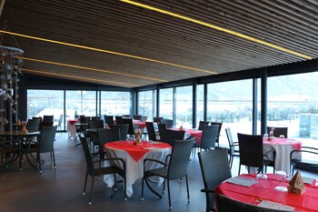 Lazy Bee Camping Village,Aosta>>Antagnod,3 star