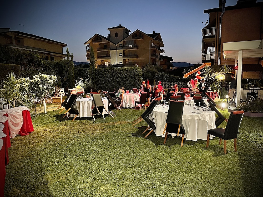 hotel residence le ceramiche