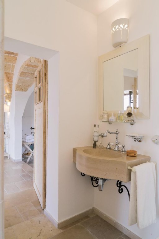 Tenuta Mose' Charming House Relais,Alezio>>Alessano,4 star