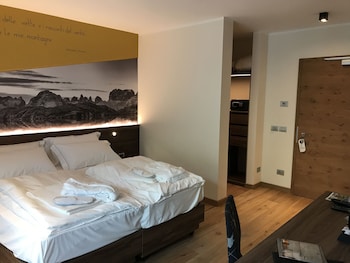 dolomeet boutique hotel