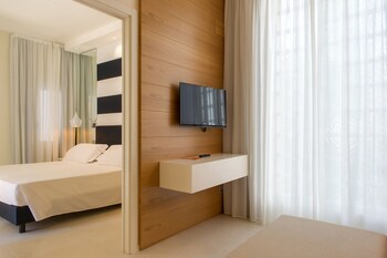 metropol ceccarini suite luxury apartments
