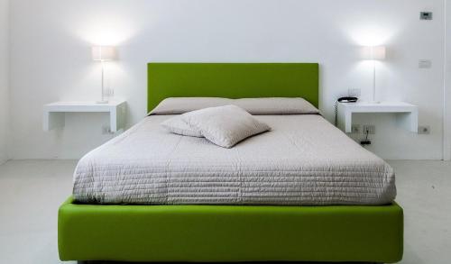 vittoria design hotel di luce hotels