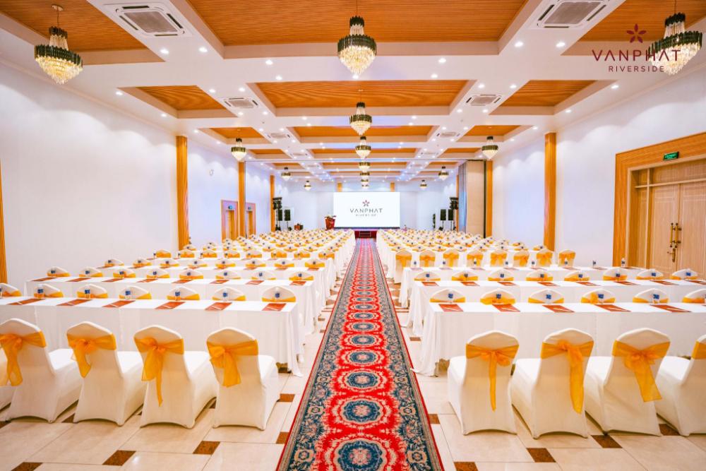 van phat riverside hotel