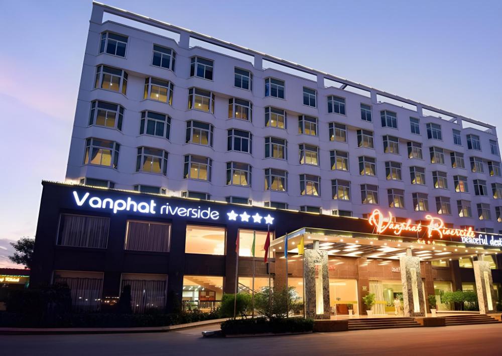 van phat riverside hotel