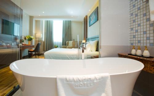 van phat riverside hotel