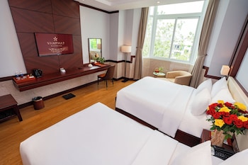 van phat riverside hotel