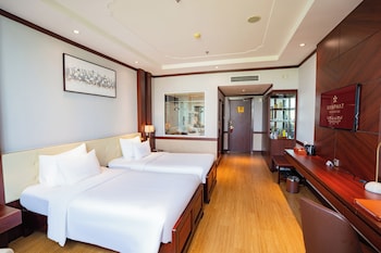 van phat riverside hotel