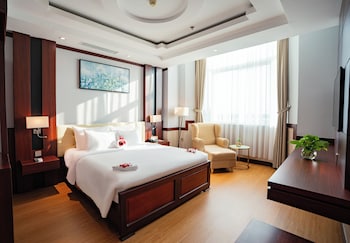 van phat riverside hotel