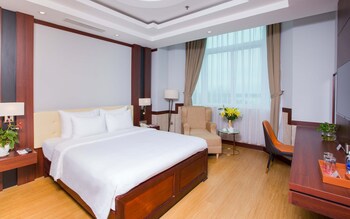 van phat riverside hotel