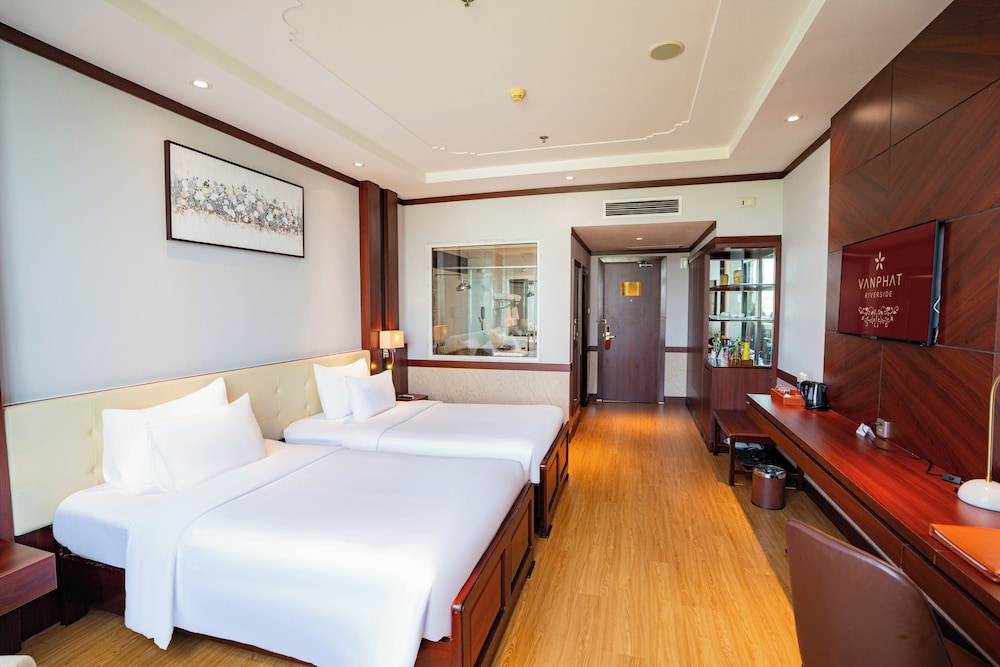 van phat riverside hotel