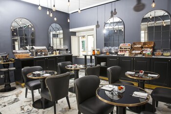 boutique hotel metro 900