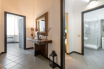 Snob Luxury Suite (Adults Only),Muravera>>Cagliari,2 star