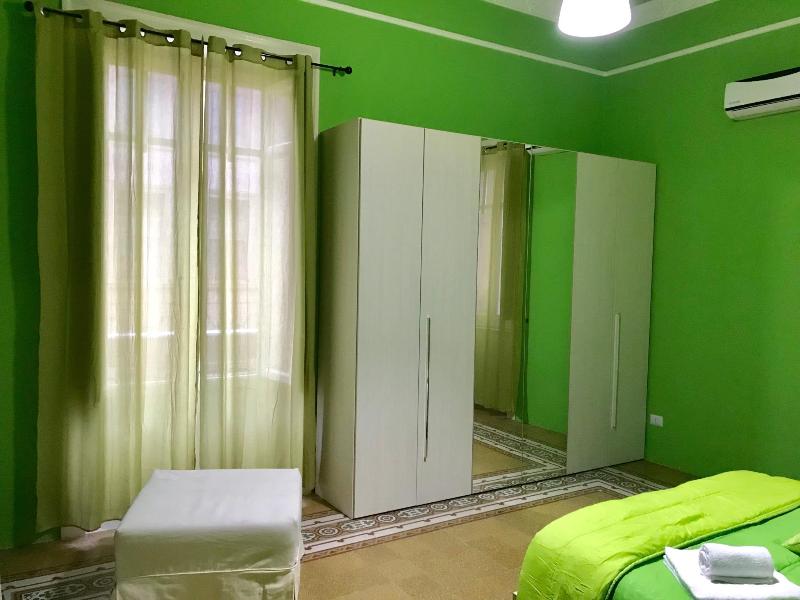 Boheme B&B Al Centro,Via Catania 15,3 star