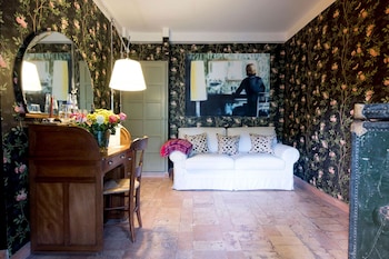 corte della maesta antica residenza