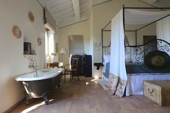 corte della maesta antica residenza